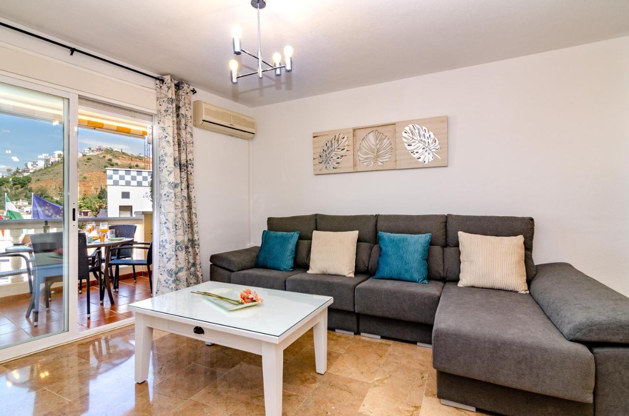 Wintowinrentals Pool, Sunny Side & Free Parking. Apartment *